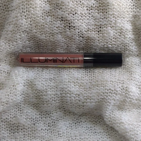 ILLUMINATI Cosmetics Liquid Lipstick in Reveal, 2.8ml/0.10fl oz - Picture 8 of 8